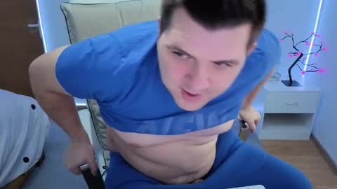 Snapshot of basystem8 chatting on 11/08/25, 06:24 BASY online show from 11/08/25, 06:24