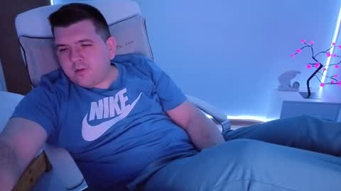 Snapshot of basystem8 chatting on 11/25/25, 03:28 BASY online show from 11/25/25, 03:28