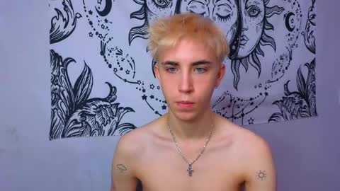 Snapshot of batarol0 chatting on 09/12/25, 10:32 mett online show from 09/12/25, 10:32