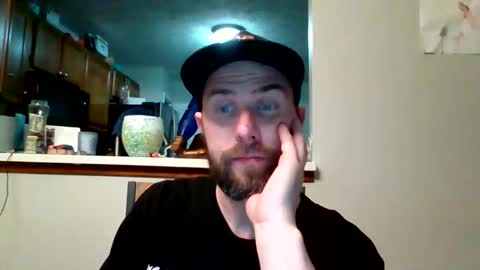 Snapshot of bathtimeboii chatting on 01/13/26, 03:56 bathtimeboii online show from 01/13/26, 03:56