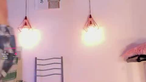 Snapshot of battista_turner chatting on 06/19/26, 09:07 battista online show from 06/19/26, 09:07