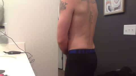 Snapshot of battlewolfxx chatting on 02/20/25, 10:48 battlewolfxx online show from 02/20/25, 10:48