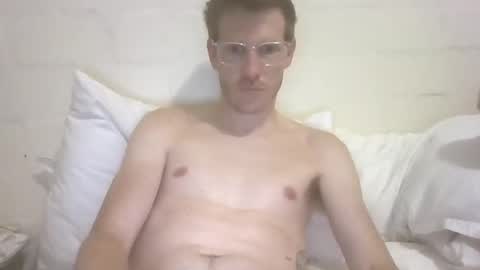 Snapshot of battyb1 chatting on 11/09/25, 08:07 battyb1 online show from 11/09/25, 08:07