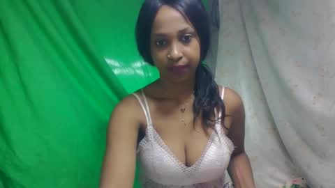 bavianona online show from 11/07/25, 04:23