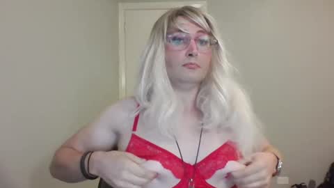 BjBambi online show from 02/18/25, 11:19