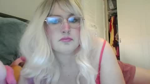 BjBambi online show from 09/26/25, 07:51