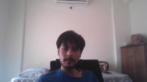 Snapshot of baybeeboi4u2 chatting on 03/08/26, 09:24 Neel online show from 03/08/26, 09:24