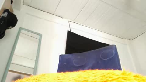  deivid  online show from 12/15/25, 05:39