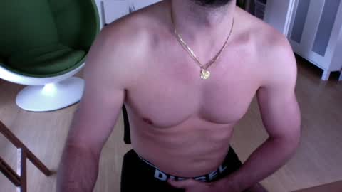 Snapshot of bbaaddoo chatting on 12/25/24, 09:56 bbaaddoo online show from 12/25/24, 09:56