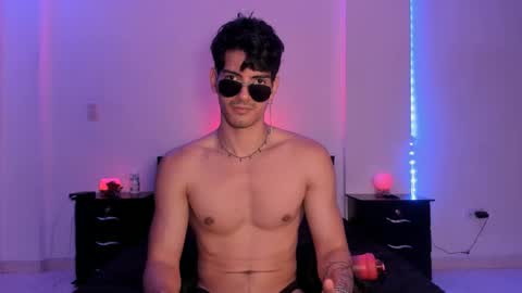 Valentino online show from 01/14/25, 09:30