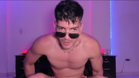 Valentino online show from 01/27/25, 09:11