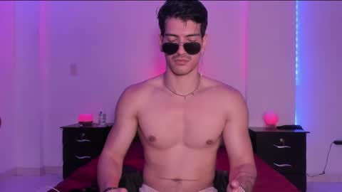 Valentino online show from 02/21/25, 09:22