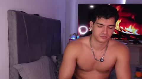 Valentino online show from 02/03/26, 09:20