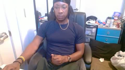 Snapshot of bbc_elrey chatting on 01/08/26, 04:53 Racks online show from 01/08/26, 04:53