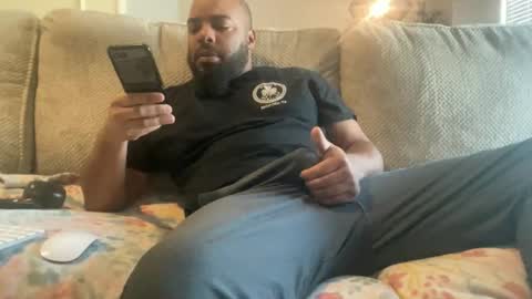 Snapshot of bbcfun44 chatting on 12/20/24, 04:36 Zaddy online show from 12/20/24, 04:36