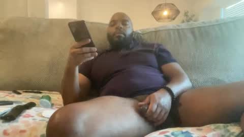 Snapshot of bbcfun44 chatting on 02/05/25, 10:44 Zaddy online show from 02/05/25, 10:44