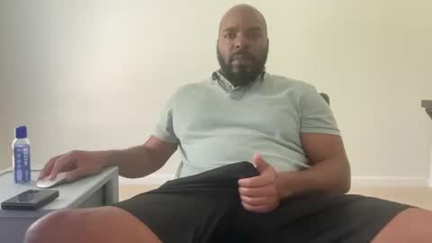 Snapshot of bbcfun44 chatting on 10/14/25, 08:20 Zaddy online show from 10/14/25, 08:20