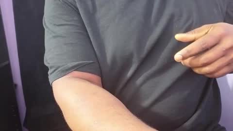 Snapshot of bbcthomas123112 chatting on 02/13/25, 09:20 bbcthomas123112 online show from 02/13/25, 09:20