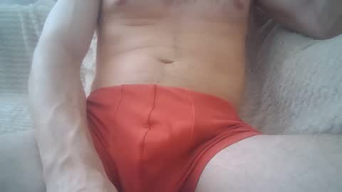 Snapshot of bbeenn15 chatting on 10/04/25, 11:08 bbeenn15 online show from 10/04/25, 11:08