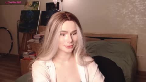 bbj_one online show from 10/19/25, 01:45