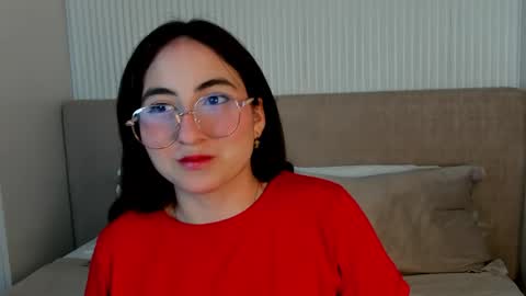 Snapshot of bblilith chatting on 04/19/26, 02:11 bblilith online show from 04/19/26, 02:11