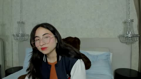 Snapshot of bblilith chatting on 05/05/26, 03:47 bblilith online show from 05/05/26, 03:47