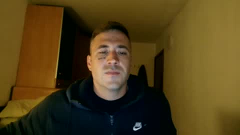 BB Namelezz online show from 10/24/25, 05:42