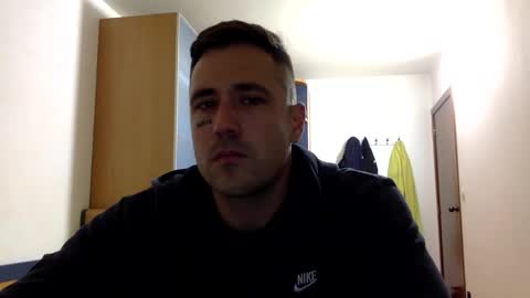 BB Namelezz online show from 11/04/25, 07:46