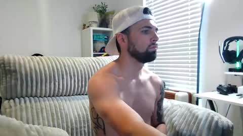 Snapshot of bbrandon21 chatting on 07/30/26, 03:22 bbrandon21 online show from 07/30/26, 03:22