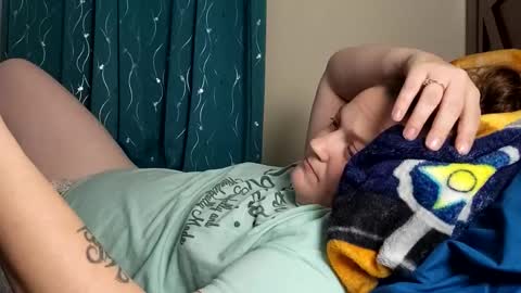 Snapshot of bbsjz2443 chatting on 11/16/25, 02:39 bbsjz2443 online show from 11/16/25, 02:39