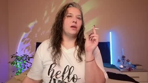 Love online show from 04/09/26, 07:41