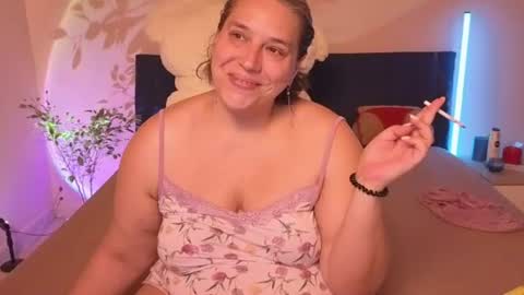Love online show from 07/17/26, 10:22
