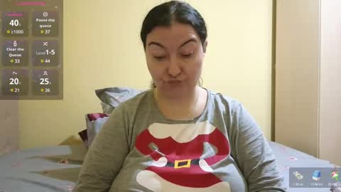 Snapshot of bbw_milf_4u chatting on 02/16/25, 11:05 Emma online show from 02/16/25, 11:05