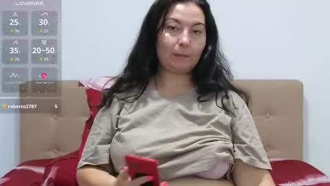 Snapshot of bbw_milf_4u chatting on 09/16/25, 07:31 Emma online show from 09/16/25, 07:31