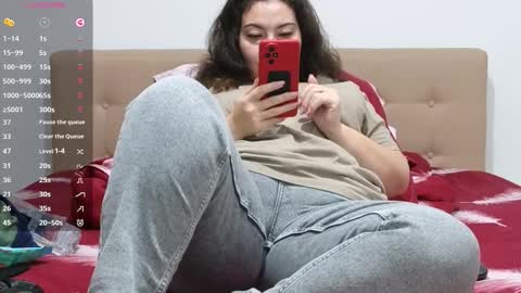 Snapshot of bbw_milf_4u chatting on 11/09/25, 06:28 Emma online show from 11/09/25, 06:28