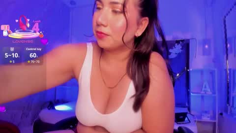 Snapshot of bbwcloe chatting on 11/27/25, 04:47 Cloe online show from 11/27/25, 04:47