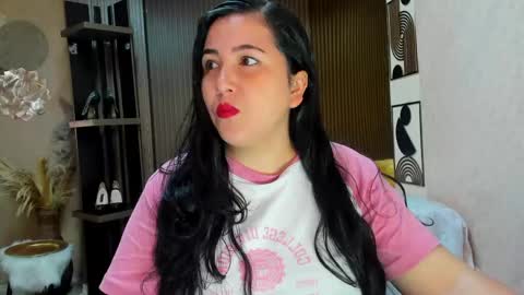 Snapshot of bbwluxurymuse chatting on 05/18/26, 11:16 bbwluxurymuse online show from 05/18/26, 11:16
