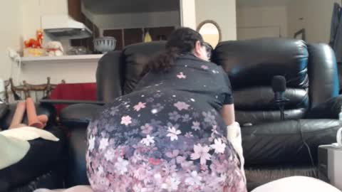 Julie online show from 03/24/26, 04:01