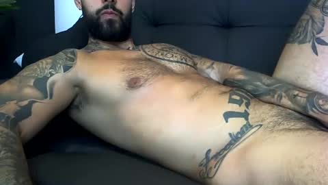 Snapshot of bby044 chatting on 12/13/24, 02:05 bby044 online show from 12/13/24, 02:05