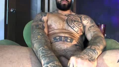 Snapshot of bby044 chatting on 01/16/25, 12:42 bby044 online show from 01/16/25, 12:42