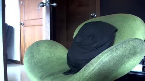 Snapshot of bby044 chatting on 03/07/25, 05:28 bby044 online show from 03/07/25, 05:28