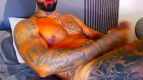 Snapshot of bby044 chatting on 06/05/26, 02:29 bby044 online show from 06/05/26, 02:29