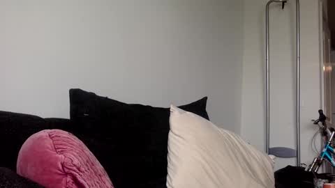 Snapshot of bby2brat chatting on 01/10/25, 06:17 bby2brat online show from 01/10/25, 06:17