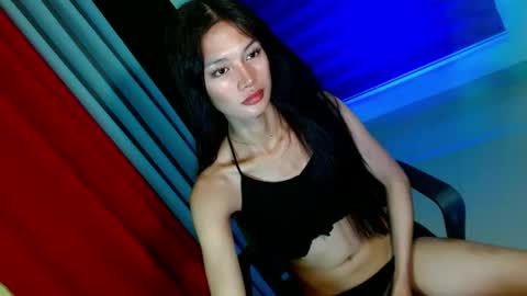 Snapshot of bby_zemira chatting on 05/16/26, 10:36 URE BBY ZEMIRA online show from 05/16/26, 10:36