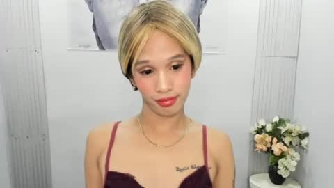 SEXY TRIO online show from 06/14/26, 12:19
