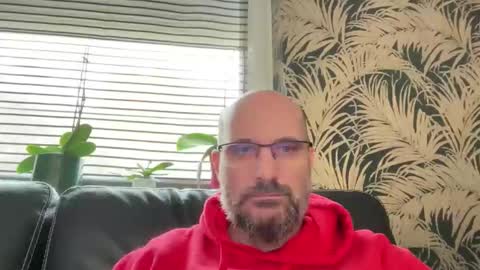 Snapshot of bcbg68 chatting on 10/17/25, 11:13 bcbg68 online show from 10/17/25, 11:13