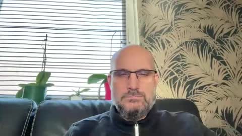 Snapshot of bcbg68 chatting on 11/19/25, 09:20 bcbg68 online show from 11/19/25, 09:20