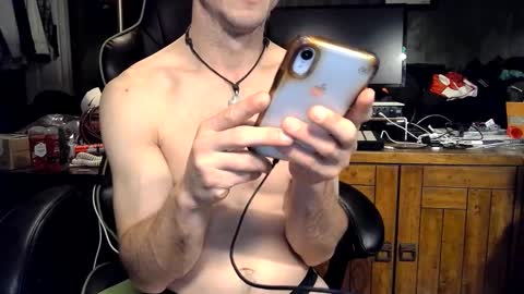 bchillin28 online show from 02/21/26, 05:36