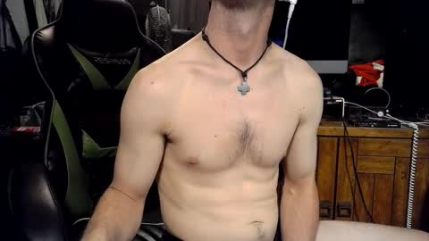 bchillin28 online show from 03/27/26, 06:18