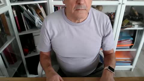 Snapshot of bcn1959 chatting on 03/12/25, 10:48 bcn1959 online show from 03/12/25, 10:48